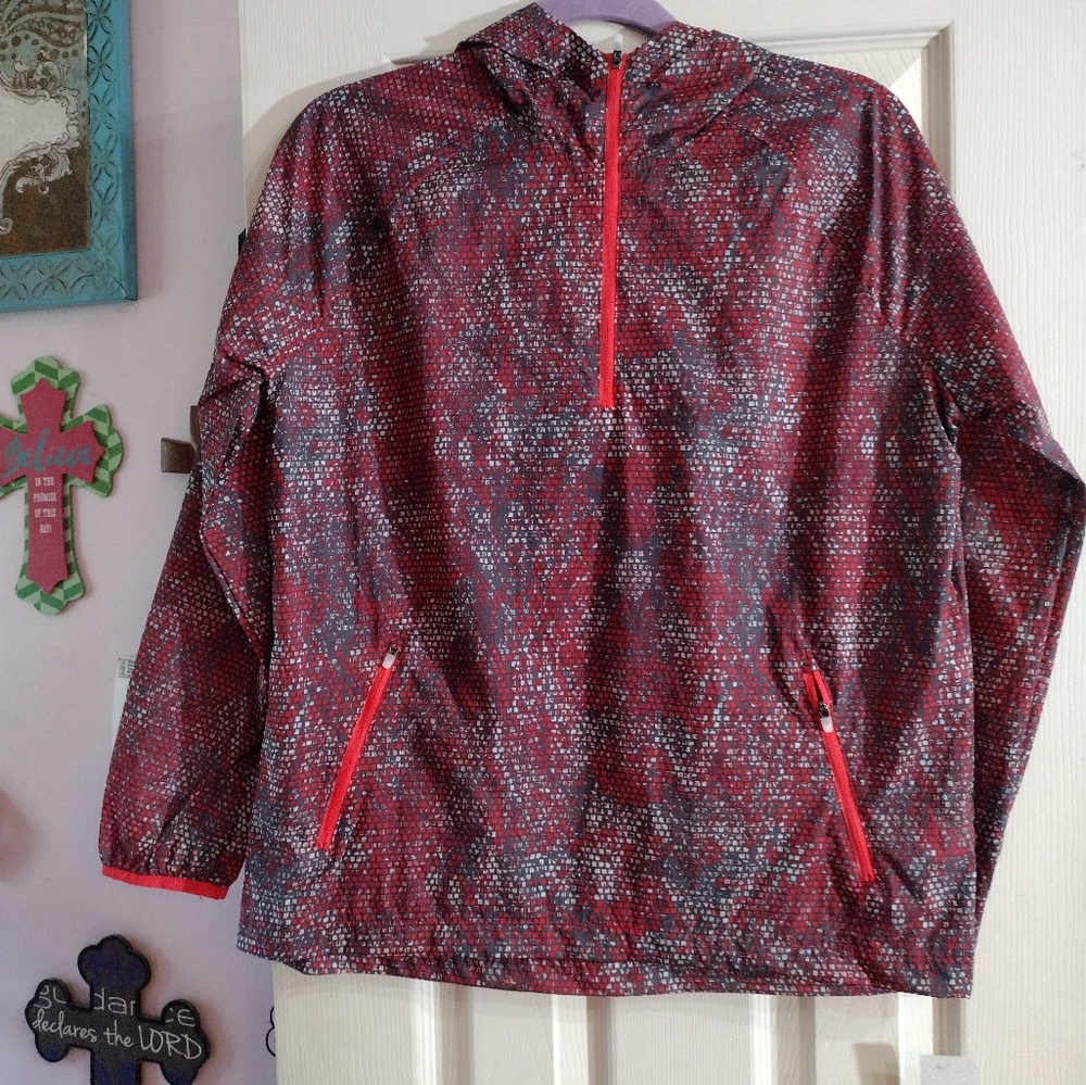MTA Sports Women Small Ultra Zip Lightweight Red Geometric Print Athletic